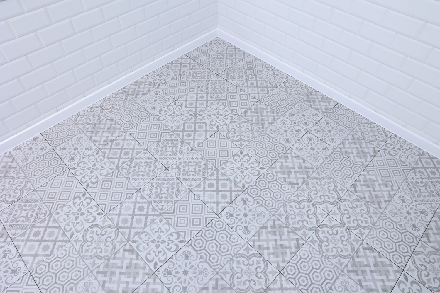 Плитка эталон для ванной. Плитка числа. Строительные и отделочные материалы. Плитка числа. Как высчитать квадратный метр плитки в ванной.